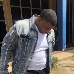 Meet your Posher, Bobby